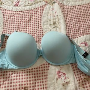 36DD Aqua Victoria’s Secret Push-up bra.